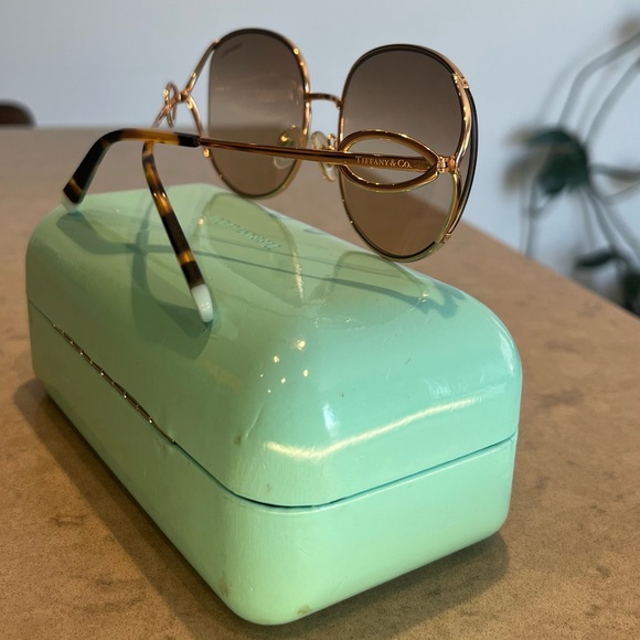 Tiffany Sunglasses - Picture 4 of 5